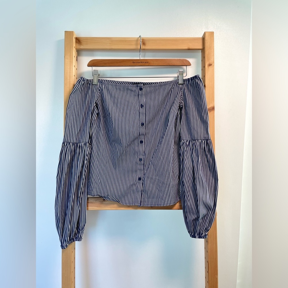 🌸EXPRESS Off Shoulder Striped Blue Blouse- Size S